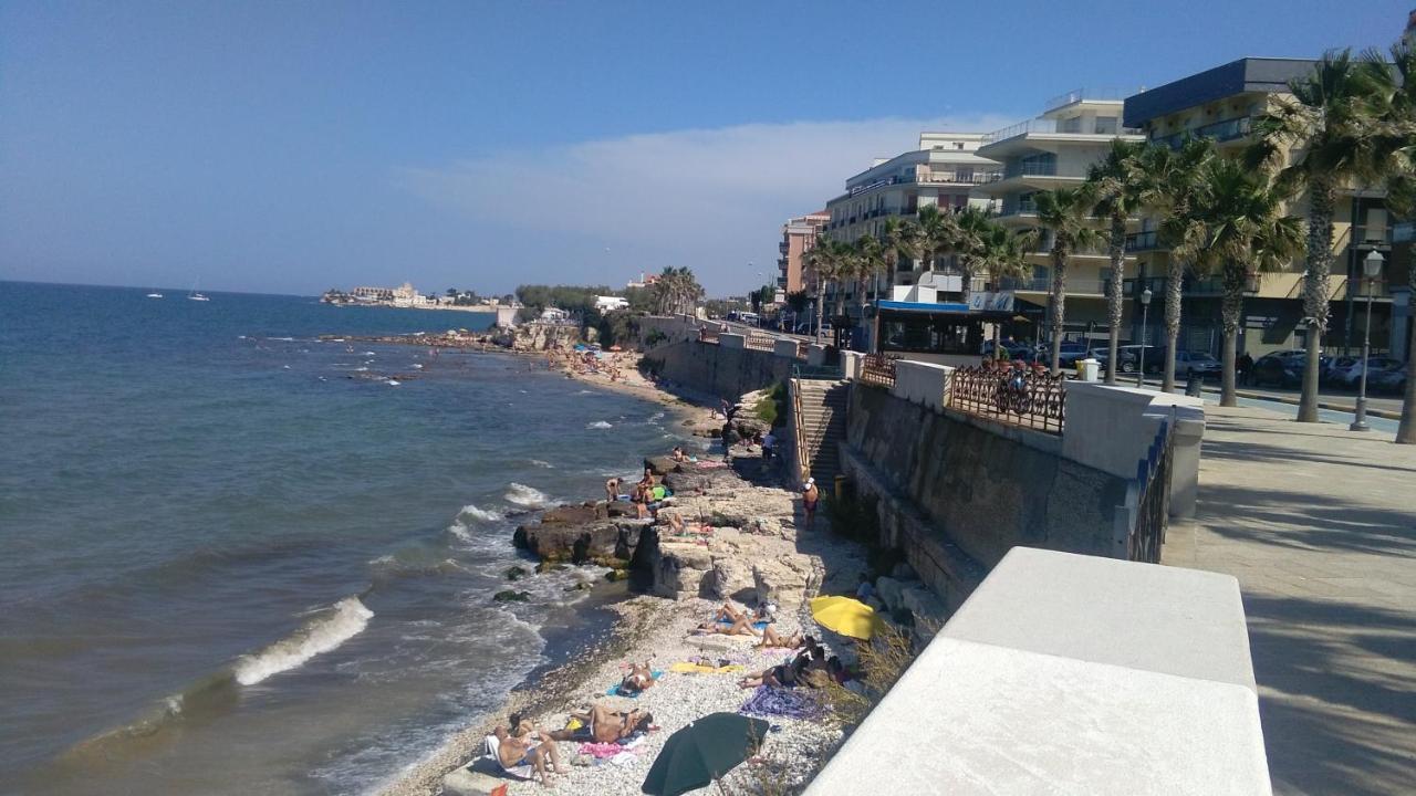 Antico Molino Bed & Breakfast Trani Exterior foto